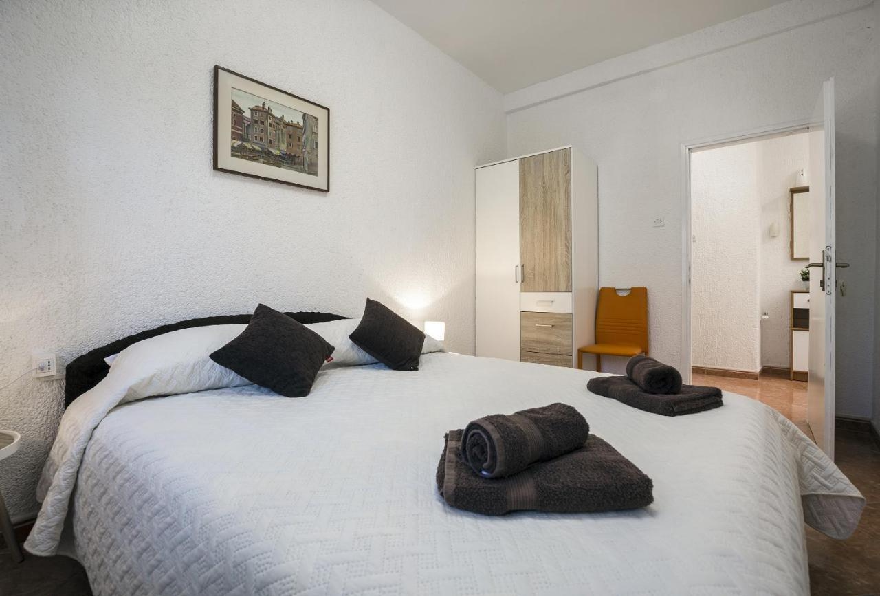 Karmelo Appartment Davorka Rovinj Exterior photo