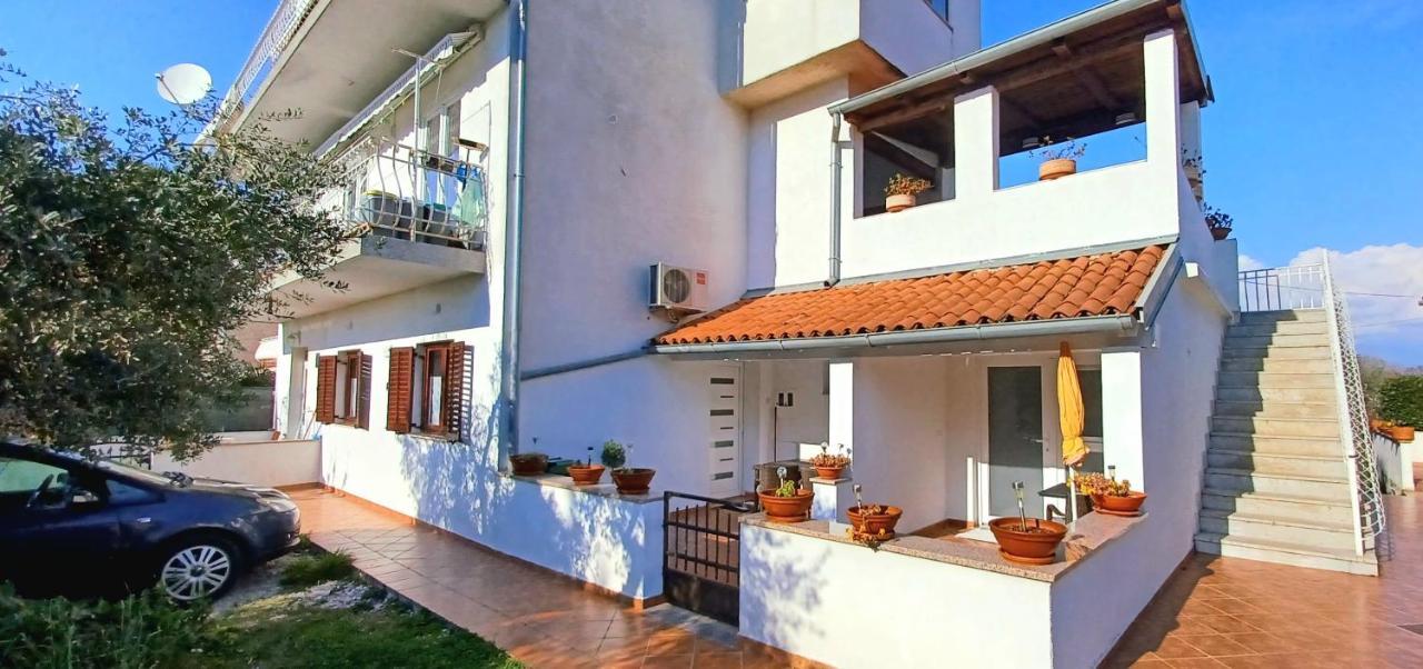 Karmelo Appartment Davorka Rovinj Exterior photo